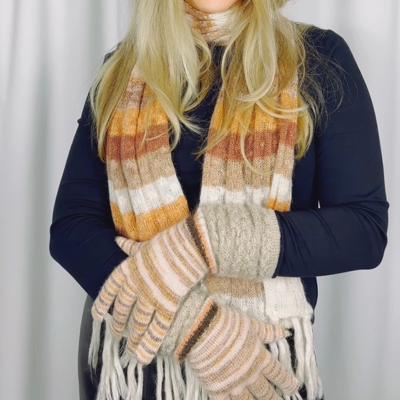 Vintage Missoni Foulard Scarf + Gloves Set with Sparkle Weave in Italian Mohair - Picture 6 of 13